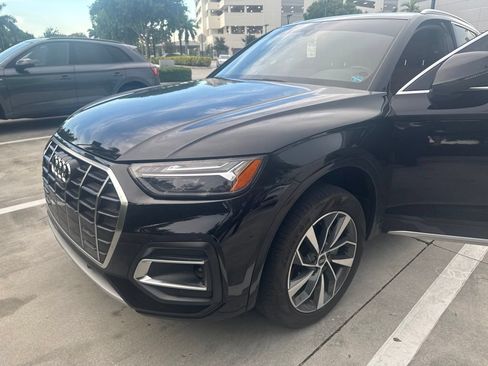 Used 2021 Audi Q5 2.0T Premium Plus w/ Premium Plus Package AWD/4WD image 4
