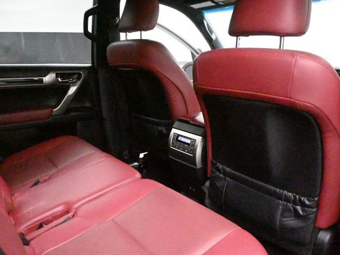 Used 2020 Lexus GX 460 Premium w/ Premium Package image 19