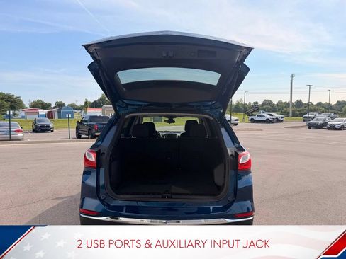 Used 2021 Chevrolet Equinox LT AWD/4WD image 11