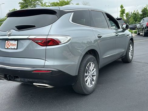 Used 2023 Buick Enclave Essence AWD/4WD image 8