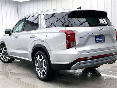 Certified 2025 Hyundai Palisade SEL FWD image 11