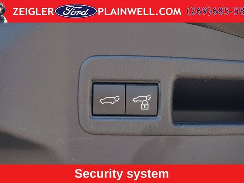 Used 2024 Toyota bZ4X FWD image 11