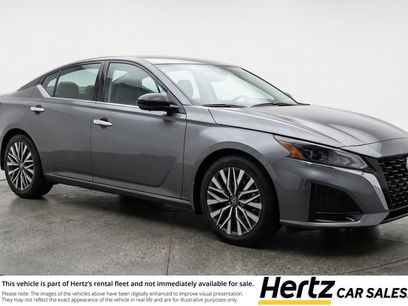 Used 2025 Nissan Altima 2.5 SV