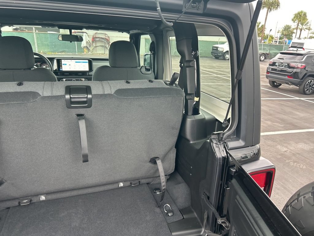 New 2026 Jeep Wrangler Sport AWD/4WD image 32