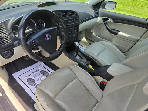 Used 2005 Saab 9-3 Linear FWD image 12
