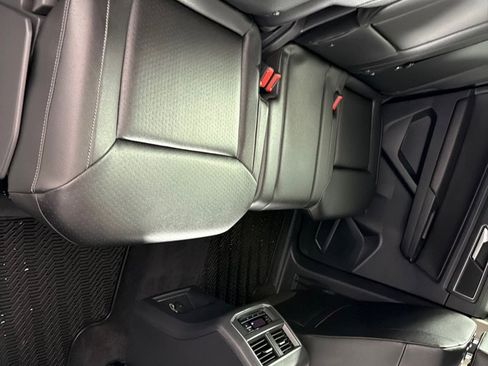 Used 2018 Volkswagen Atlas SE image 22