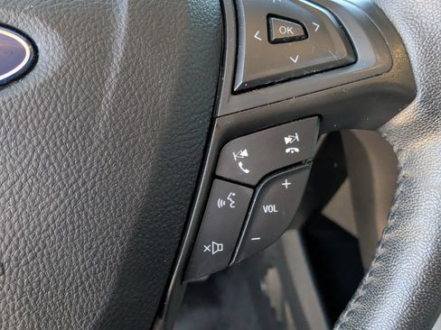 Used 2022 Ford Edge SEL w/ Convenience Package AWD/4WD image 19
