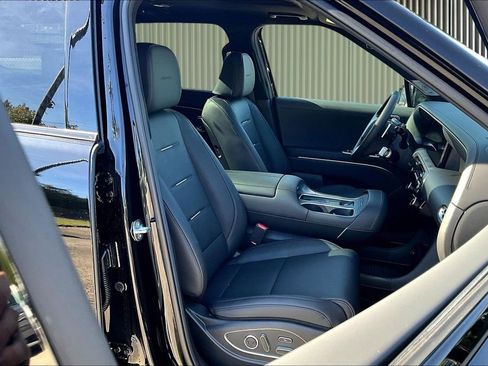 New 2026 Hyundai Palisade Calligraphy FWD image 9