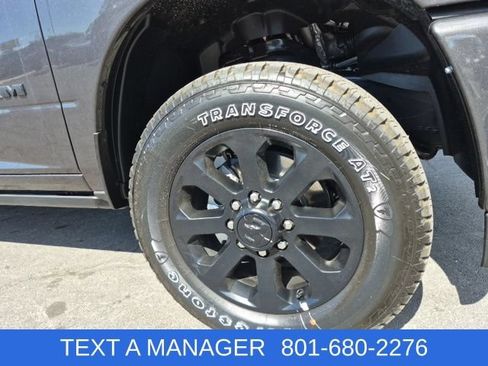 New 2026 RAM 2500 Laramie AWD/4WD image 7