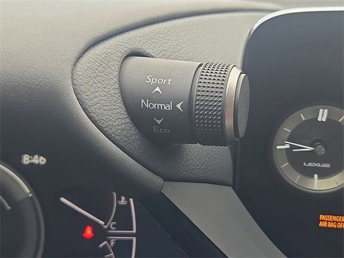 Certified 2025 Lexus ES 300h w/ Premium Package image 21