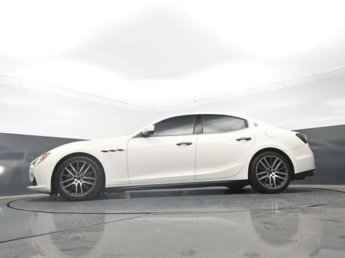 Used 2015 Maserati Ghibli S Q4 AWD/4WD image 28