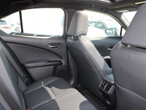 Certified 2025 Lexus UX 300h FWD image 7