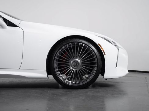 Used 2018 Lexus LC 500 Coupe w/ Touring Package RWD image 10