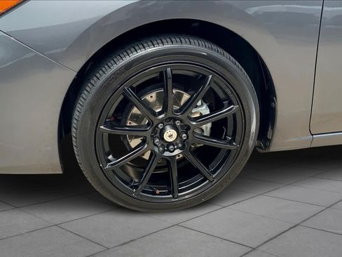 Used 2018 Subaru Impreza 2.0i Premium AWD/4WD image 10