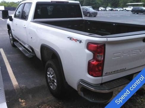 Used 2025 Chevrolet Silverado 2500 LT w/ Convenience Package AWD/4WD image 8