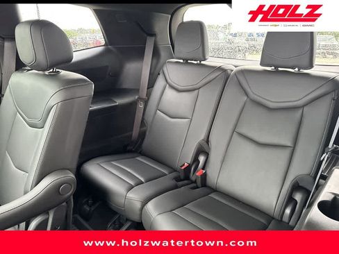 Certified 2024 Cadillac XT6 Premium Luxury w/ LPO, Floor Liner Package AWD/4WD image 25