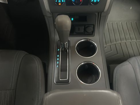 Used 2015 Chevrolet Traverse LS FWD image 16