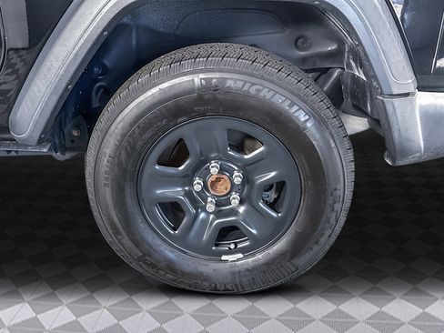 Used 2019 Jeep Wrangler Sport image 35