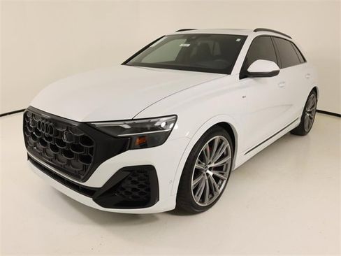 New 2026 Audi Q8 Prestige image 1