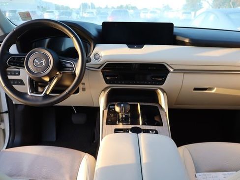 Used 2024 MAZDA CX-90 Plug-In Hybrid w/ Premium Plus image 8