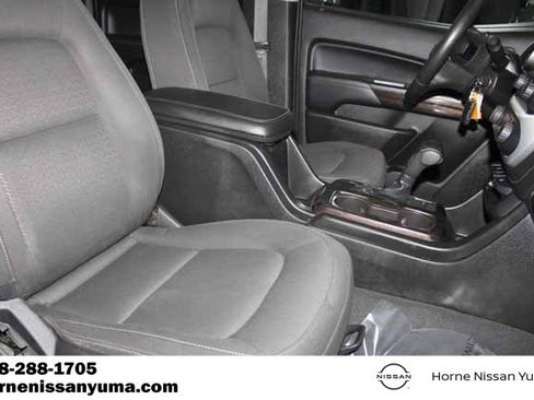 Used 2019 GMC Canyon SLE image 6