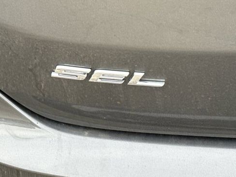 Used 2022 Ford Edge SEL AWD/4WD image 4