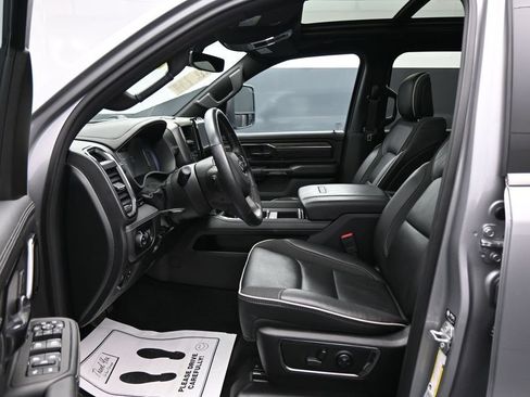Used 2025 RAM 1500 Limited w/ Trailer Tow Group AWD/4WD image 9