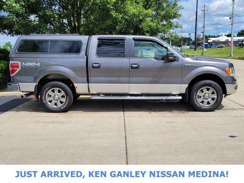 Used 2011 Ford F150 XLT w/ XLT Chrome Pkg AWD/4WD image 2