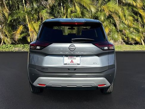 Used 2023 Nissan Rogue SV image 6