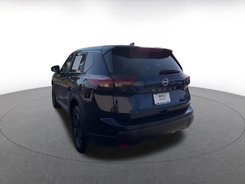 Used 2025 Nissan Rogue SV AWD/4WD image 11