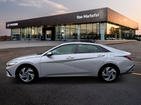 New 2026 Hyundai Elantra Limited w/ Cargo Package FWD image 3