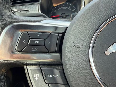 Used 2017 Ford Mustang GT Premium w/ GT Performance Package RWD image 20