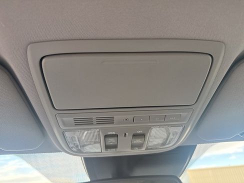 Used 2021 Honda CR-V Touring image 18