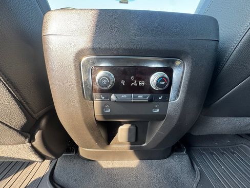 Used 2022 GMC Yukon Denali w/ Max Trailering Package AWD/4WD image 27