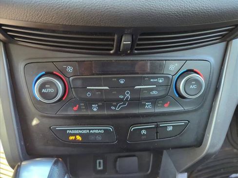 Used 2019 Ford Escape SEL image 20