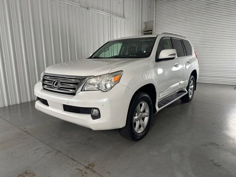 Used 2013 Lexus GX 460 image 1