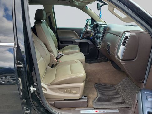 Used 2017 Chevrolet Silverado 1500 LTZ Z71 AWD/4WD image 36