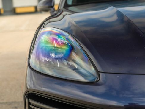 Used 2019 Porsche Cayenne Turbo image 60