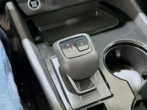 Used 2023 Nissan Rogue SV w/ SV Premium B Package FWD image 16