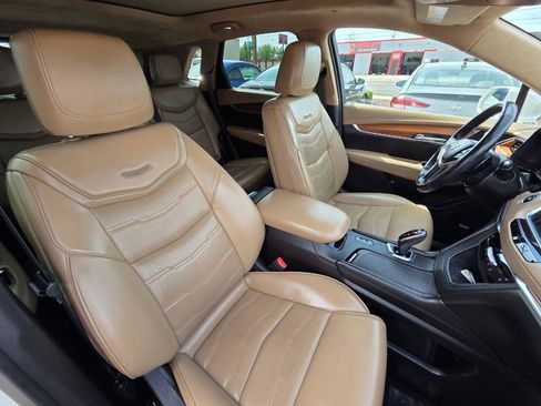 Used 2019 Cadillac XT5 Platinum image 20