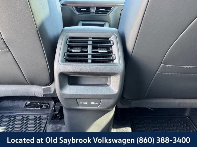 Certified 2025 Volkswagen Tiguan SE R-Line AWD/4WD image 12