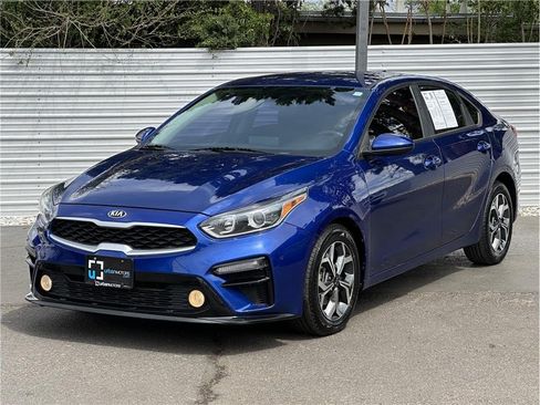 Used 2020 Kia Forte LXS FWD image 5