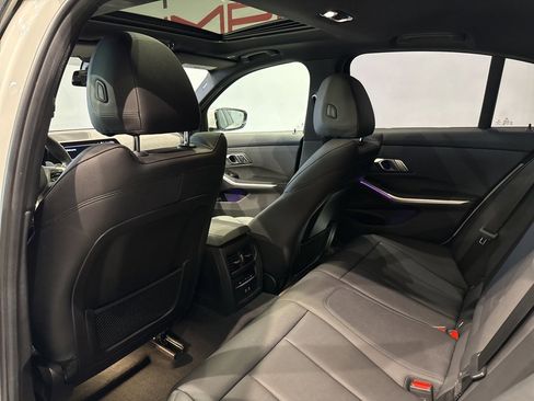 Used 2021 BMW 330i xDrive Sedan w/ M Sport Package image 34