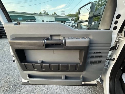 Used 2016 Ford F350 XLT AWD/4WD image 17
