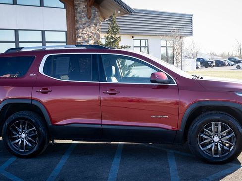 Used 2019 GMC Acadia SLT image 23