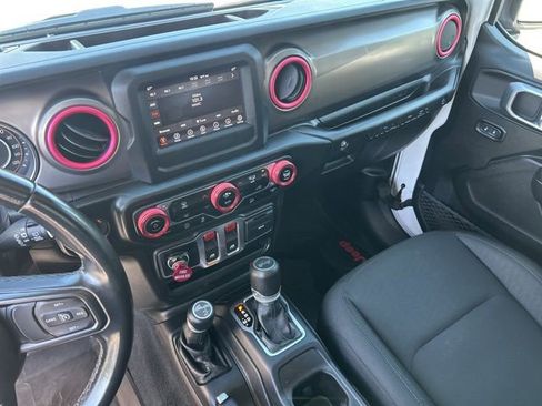 Used 2020 Jeep Wrangler Sport AWD/4WD image 26