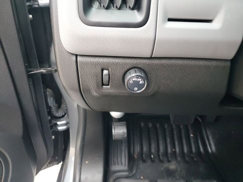 Used 2021 Chevrolet Colorado W/T w/ WT Convenience Package image 30