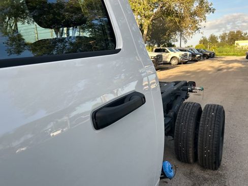 Used 2025 RAM 3500 Tradesman AWD/4WD image 15