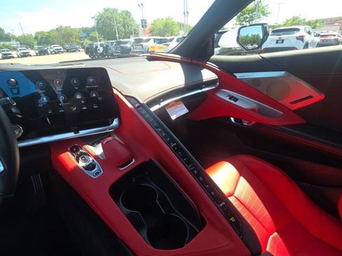 Used 2023 Chevrolet Corvette Stingray Preferred Cpe w/ Z51 Performance Package RWD image 16