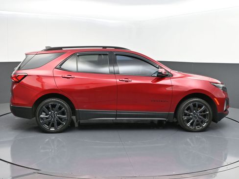 Used 2022 Chevrolet Equinox RS image 8